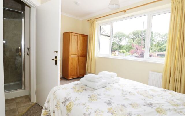 Hollyberry Cottage