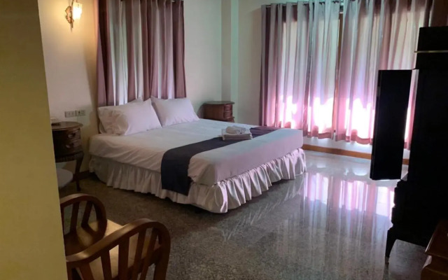 Tak Andaman Resort & Hotel