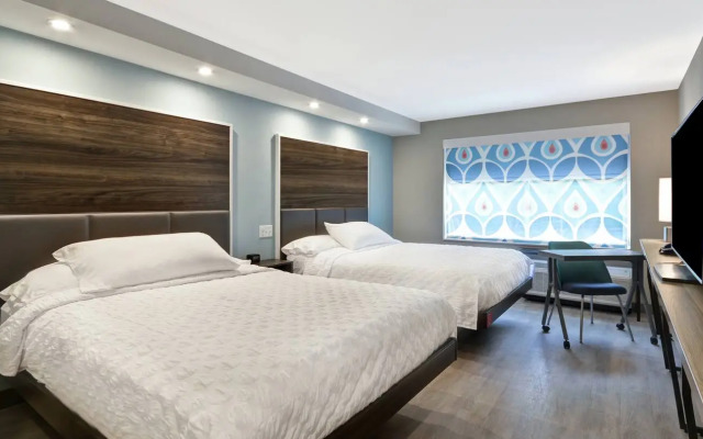 Tru by Hilton Chicopee Springfield