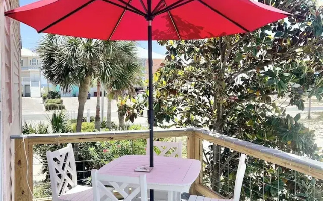 Pelican Roost 2 Bedroom Townhouse by RedAwning