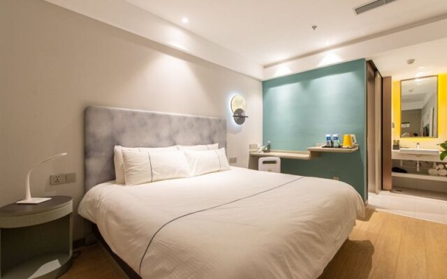 Magnotel (Wafangdian Dakuan Street)