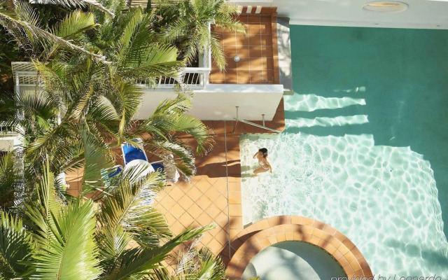 ULTIQA Burleigh Mediterranean Resort