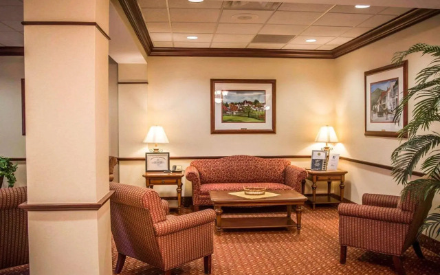 Holiday Inn Express & Suites Clear Spring by IHG