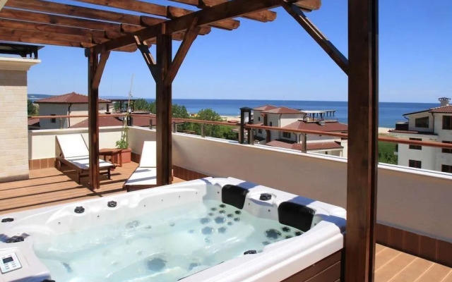 Long Beach Resort And Spa