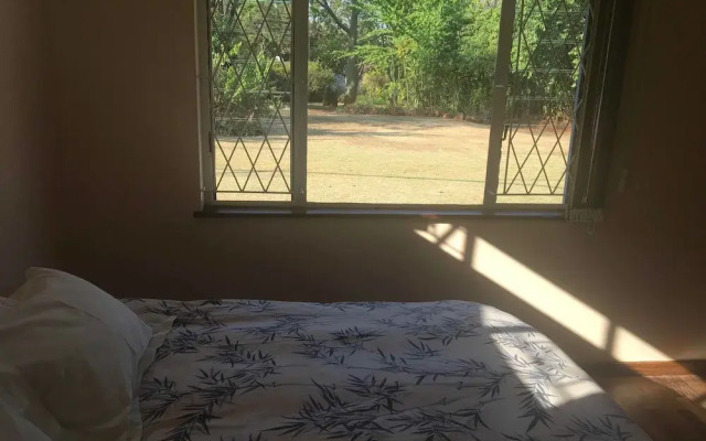 2 Bedroom Executive & Holiday Suburban Home