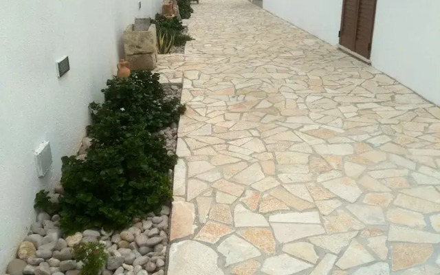 Xenios Torre Suda B&B