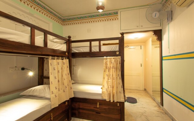 Hostel Mantra