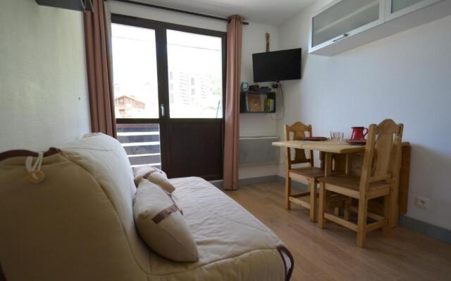 Appartement Les Menuires, 1 pièce, 2 personnes - FR-1-452-146