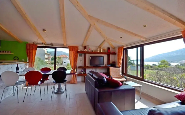 House Josko