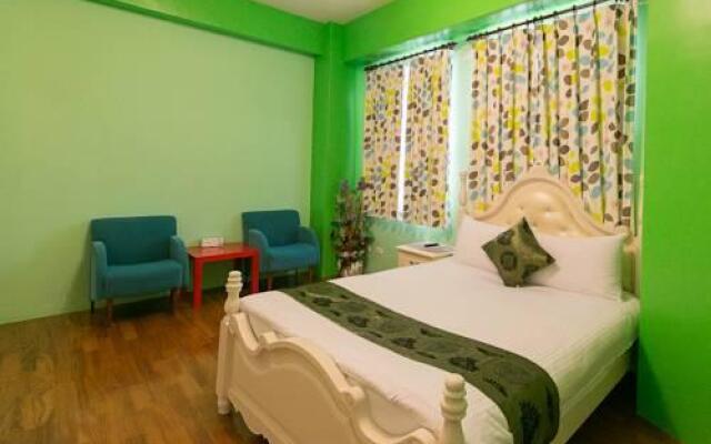 Happiness Hanada B&B