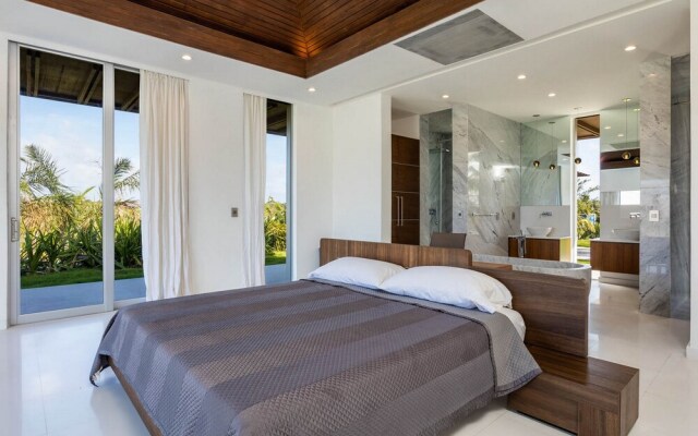 Ananda House
