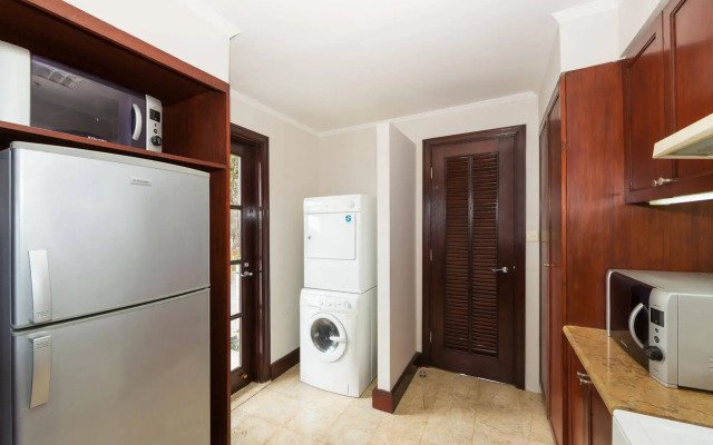 Nirwana Villa Estate