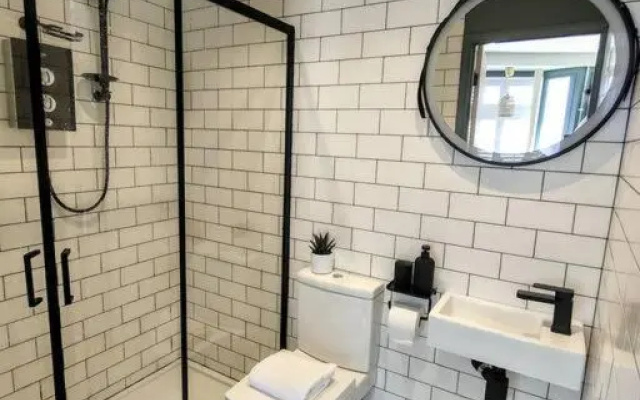 One of a Kind Luxury Studio Stay in Penzance (Adults Only)