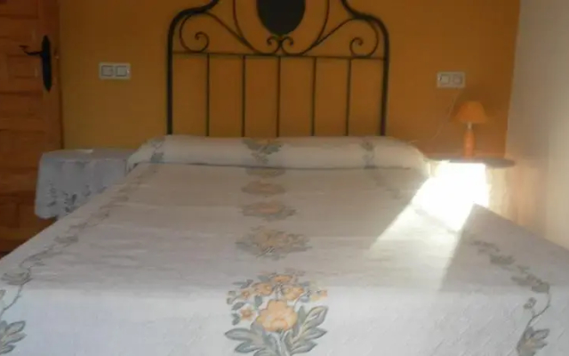 Casa Rural El Abejorro