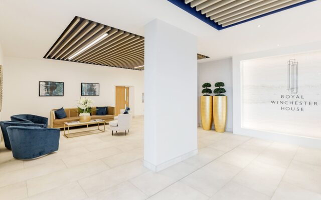 Superior Apartment Bracknell Centre