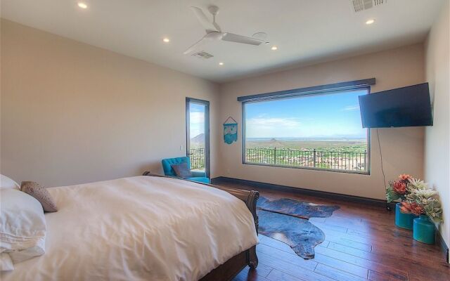 Palisades Estate 5 BR by Casago