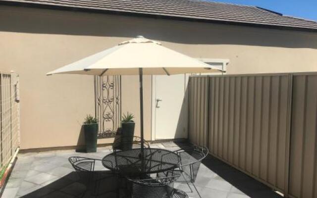 Travers Street Apartment