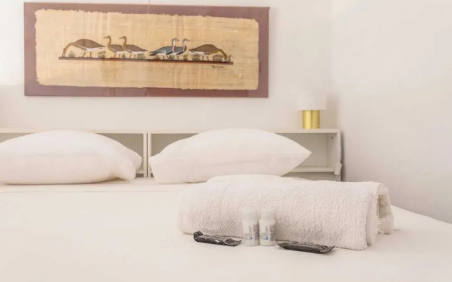 Charming Duplex With 1 Bedroom
