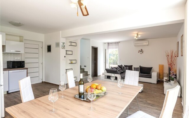 Beautiful Home in Fazana With Wifi and 2 Bedrooms