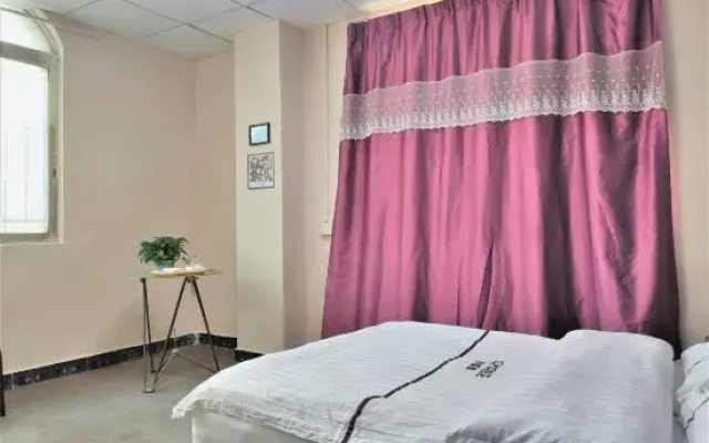 Xingguang Apartment (Zhongshan Huiyimei Shopping Plaza)