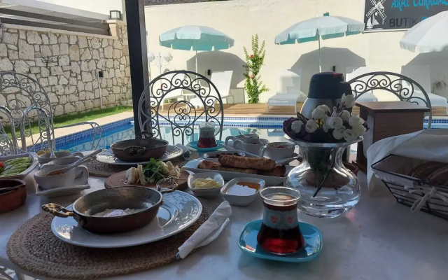 Aral Turkuaz Butik Otel