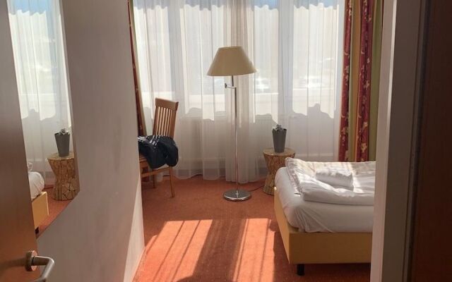 RoomRent55