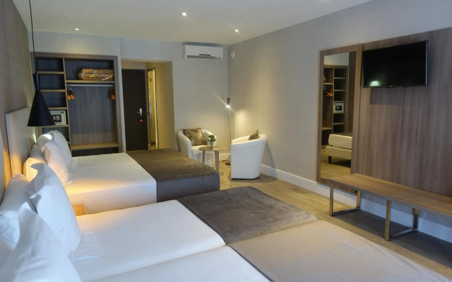 Hotel Oasis