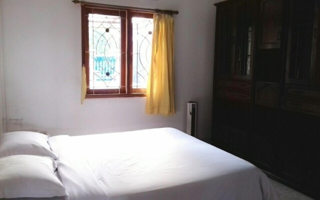 De Nuansa Dago Villa by HouseinBandung – Guest Rooms – Bandung