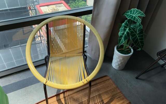 Minimalist Studio Empire Damansara