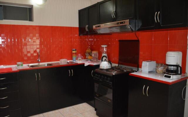 Tupac Hostel - Lima Airport