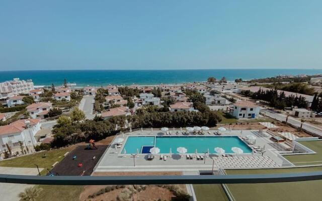 1 Bedroom with Panoramic Sea View