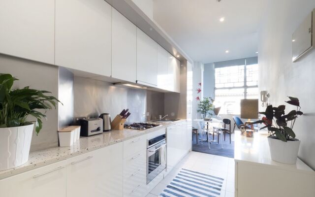 LittleStay Collection - Capitol