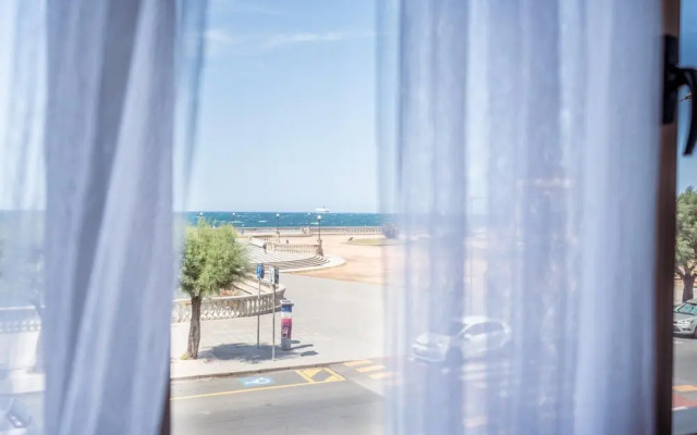 Waves Paradise Home in Livorno