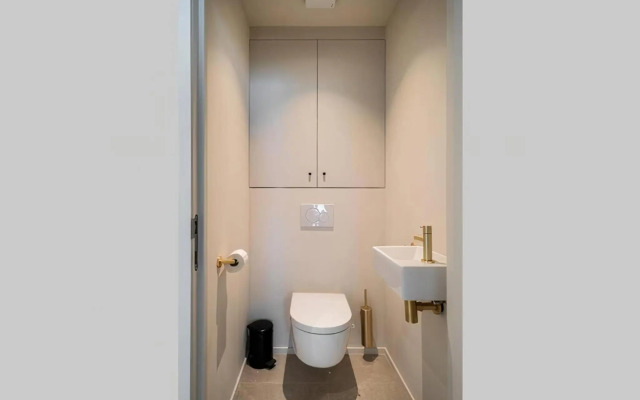 Fully renovated magnificent apt 50m from the beach