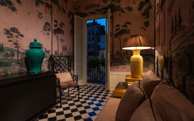 Wonder Balcony Morgana