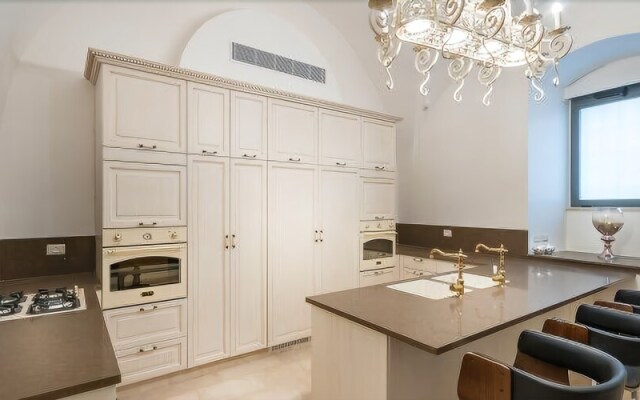 Luxury Loft 4 Bedrooms