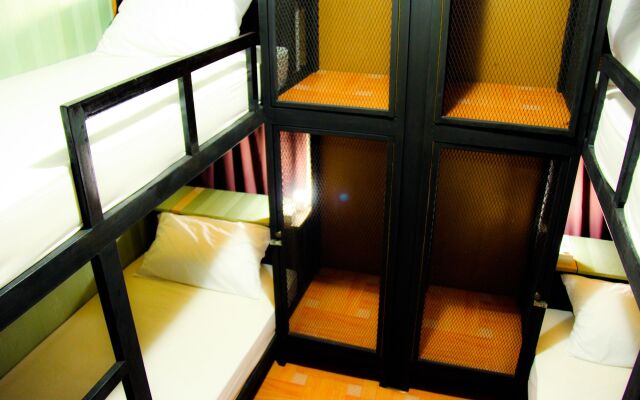 SabaiDee Lanta Hostel