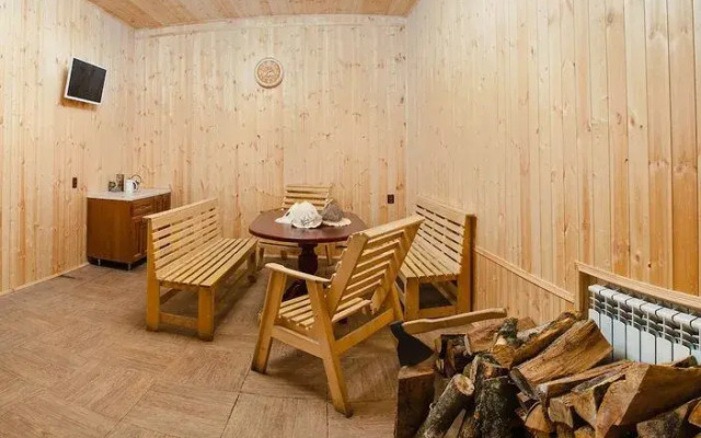 Cosmos Cuisine Guest House