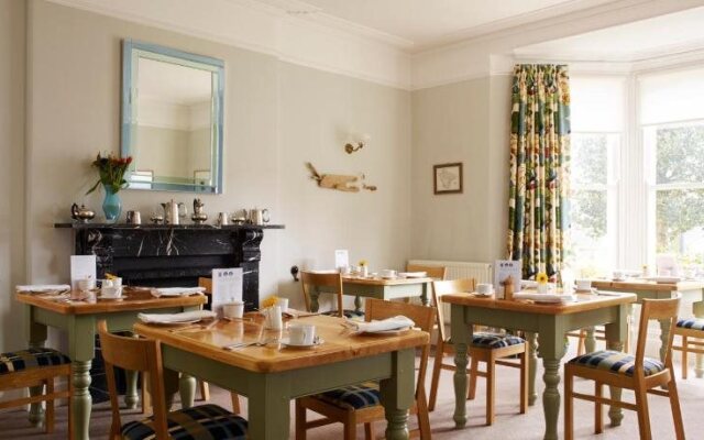 Swan Hill House