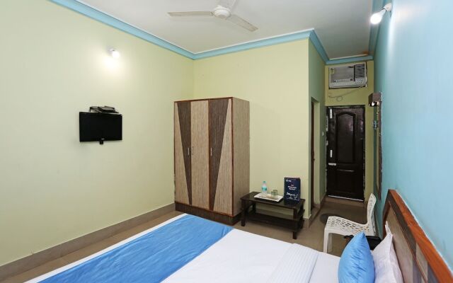OYO 3066 D2 Holiday Inn
