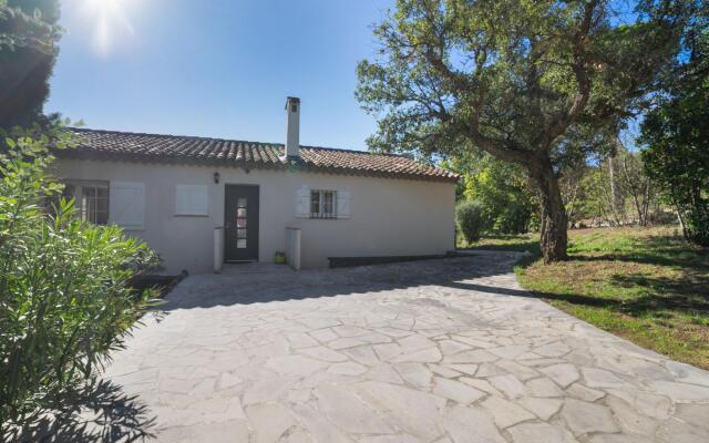 Modern Villa With Swimming Pool in Sainte-maxime