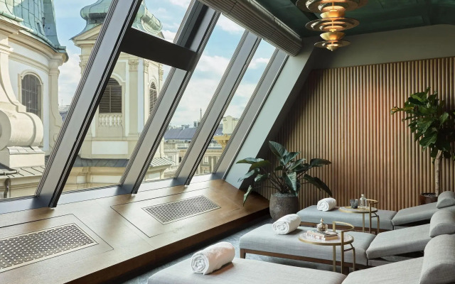 Rosewood Vienna