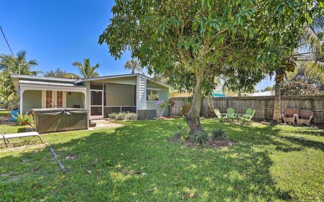 Vibrant Stuart Getaway w/ Private Hot Tub!