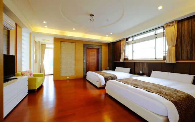 Season Villa