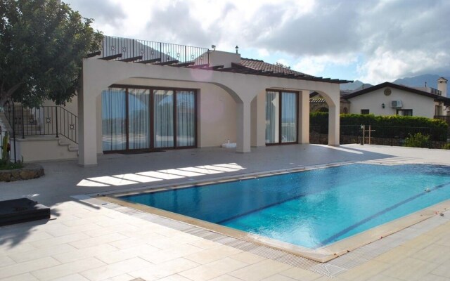 Villa Juliet by Amy Villas