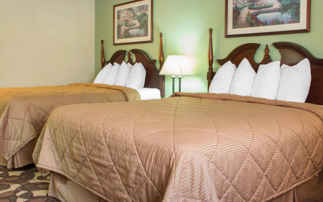 Quality Inn Broken Arrow - Tulsa