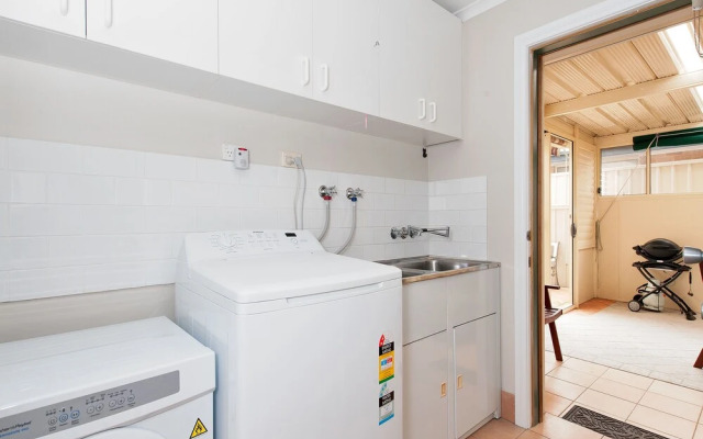 Occy's at Fingal Bay