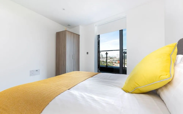 London Riverview - Canary Wharf - Excel