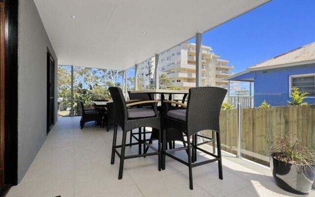 Tomaree Road, 16, The Tomaree