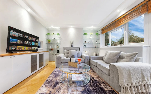 Luxe Stays Putney & Stamford
